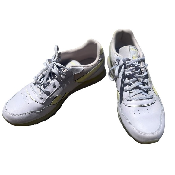 Reebok Women's Harman Classic Run Sneakers - Picture 2 of 10